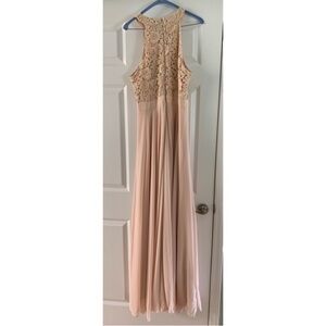 Lulu’s Picture Perfect Floral Crochet Lace S Maxi Dress Blush like new- no tag